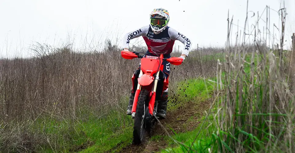 enduro-CRF250RX-uso-03