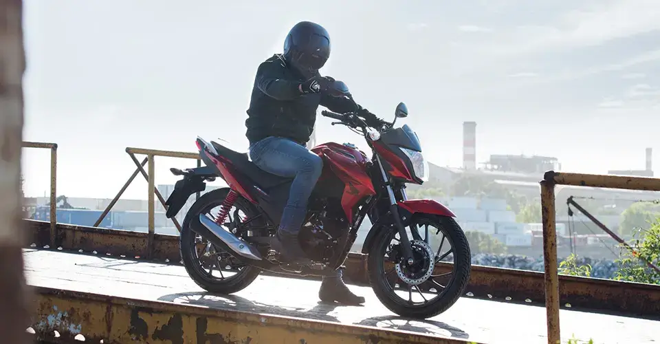 naked-cb125-uso-04.1