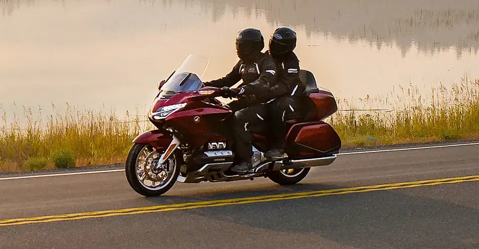touring-GOLDWING-uso-03