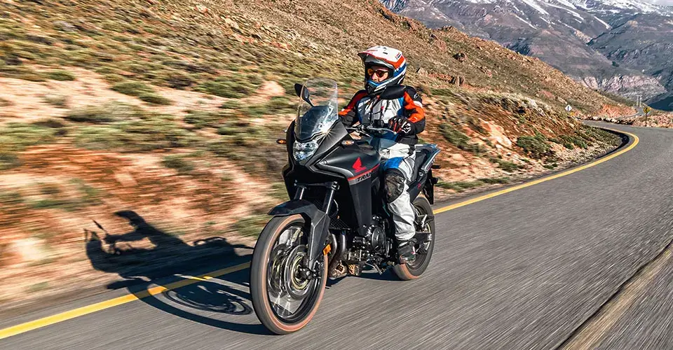 adventure-XL750-uso-03