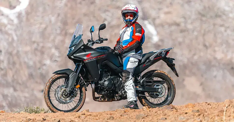 adventure-XL750-uso-04